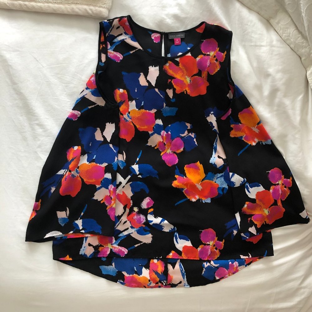 Vince Camuto Bell Sleeve Floral Top